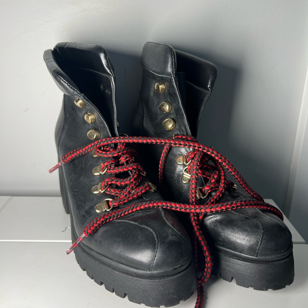 Raye Revolve Page Bootie - Picture 5 of 9